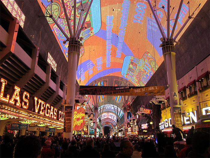 8 Tips to Find Cheap Flights from San Diego to Las Vegas Hopper Blog